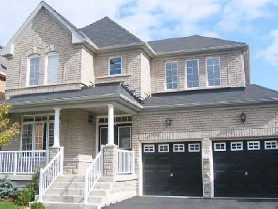 Two rooms for female renters looking for clean/quiet home Image# 1