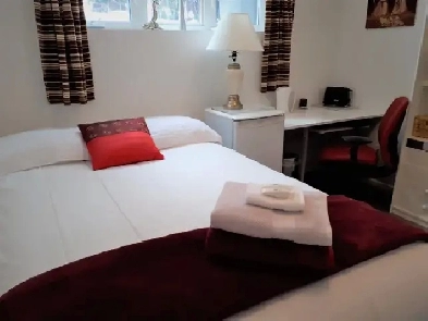 LONG/SHORT TERM HOME AWAY FROM HOME forPROFESSIONAL WORKING MALE Image# 1