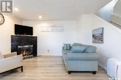 Your Next Home Awaits – Cozy Townhouse in a Great Neighborhood Image# 17