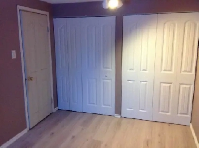 Furnished Bedroom available in Thickwood prime location opp YMCA Image# 1