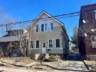 Multi-Family Listing – 208 Albert Street East Duplex Image# 8