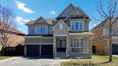 Gorgeous 3347 SqFt 4 3 Bedroom Detach  With Legal Bsmt In Brampt Image# 5