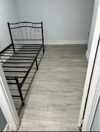 Room For Rent in Scarborough at Kingston and Sheppard Image# 4