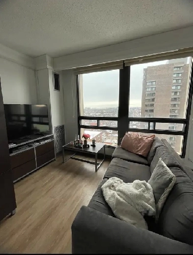 MALE ROOMATE WANTED 2-bedroom apartment 5 min walk to UOttawa Image# 9