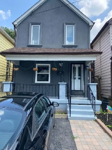 Big Unfurnished Room for Rent in a 3BHK House(sharing with 1) Image# 1