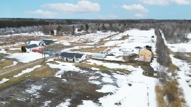 Ste-Sophie (Laurentides) : Domaine équestre 49 acres Image# 1