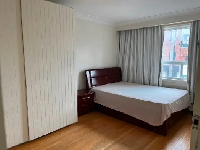 $970 Nice room for rent in Toronto :Dovercourt Road &Dundas St W Image# 1