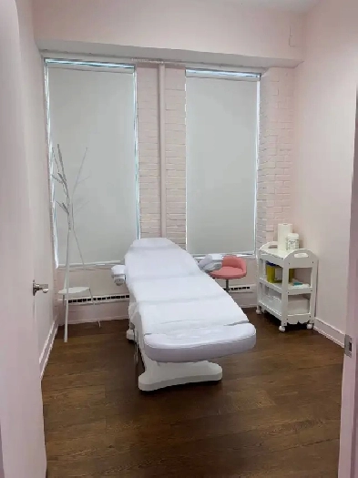 Spa Room for Rent in Spa on Yonge Street in Richmond Hill, ON Image# 2