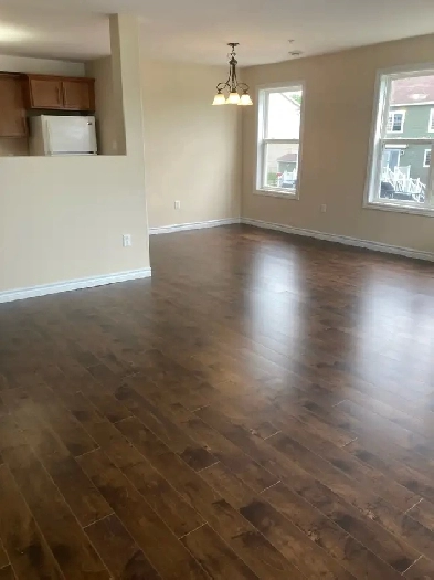 Spacious  2 bed 2 bath corner unit for rent in Truro June Image# 8