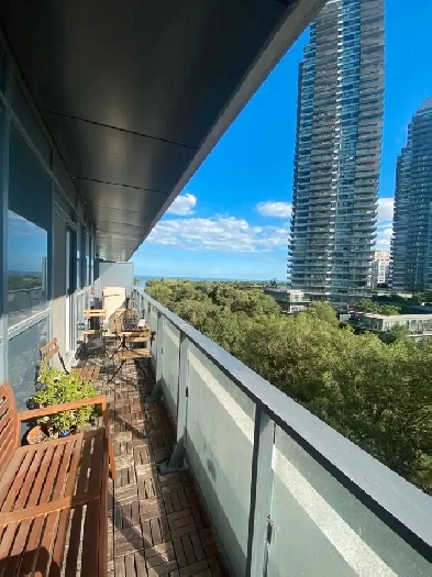 ROOM FOR RENT (1 BED 1 BATH 1 DEN) IN 2BED 2 BATH CONDO - FEMALE Image# 3