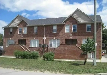 Student Rental Units across from Fanshawe College Main Campus Image# 1