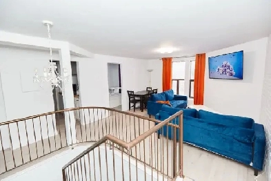Ville-Marie/Plateau -Superb 5 1/2 Furnished All Included - May 1 Image# 12