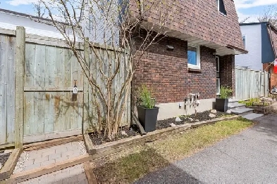 3 Bed, 2 Bath Home For Sale - 37-3691 Albion Road Image# 11