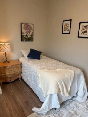 1 bedroom, bath & shared kitchen Image# 6