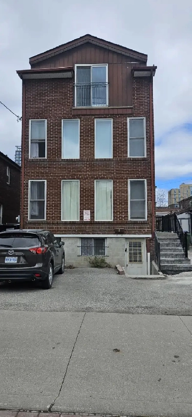 One parking spot Parliament and Dundas 100$ per month!! Image# 1