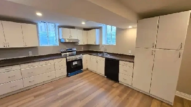 For Rent:  2 BD Legal Basement, Private Entrance in Mississauga Image# 9
