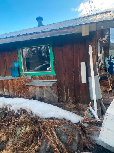 Small cabin Image# 1