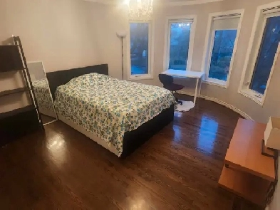 Bedroom available in North York Image# 2