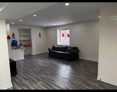2 bedroom basement Image# 1