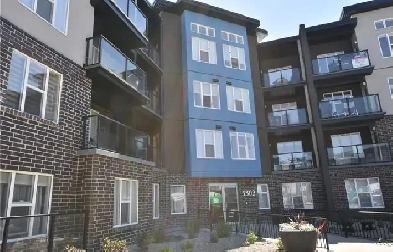 Luxurious condo for rent Harbour Landing Image# 1