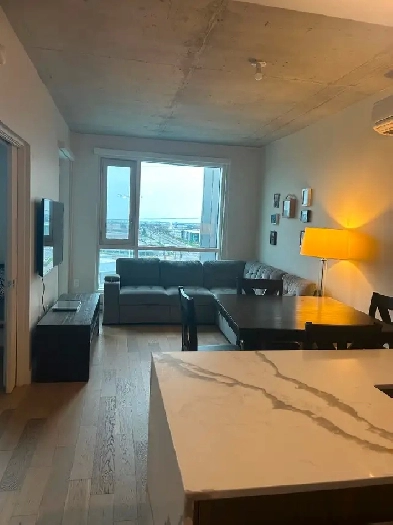 Modern 1-Bedroom Condo for Sale – Garage, Gym & Pool – Saint-Lau Image# 1