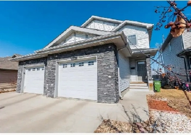 Spacious 2 Bedrooms BasementSuite with Private Entrance Image# 5