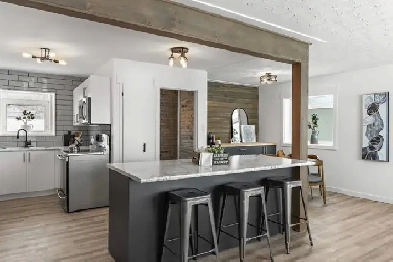 Renovated Bungalow with TONS of UPGRADES! Image# 1