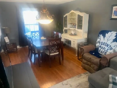 Spacious home in desirable neighborhood Image# 5