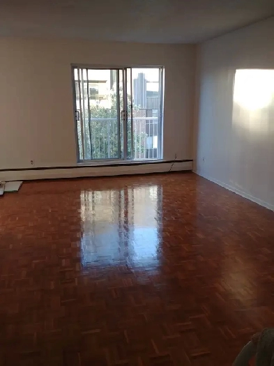 1 BEDROOM-330 CHAPEL-SANDY HILL Image# 6