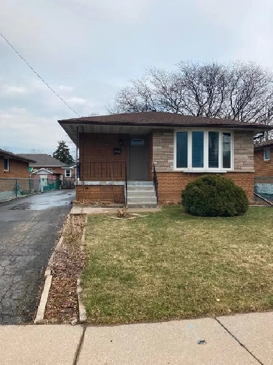 Main Level House Apartment for Rent- Stoney Creek $2500.00 Image# 1