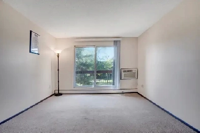 Apartment for Rent: 2 Bedroom - Carlton Park Image# 1