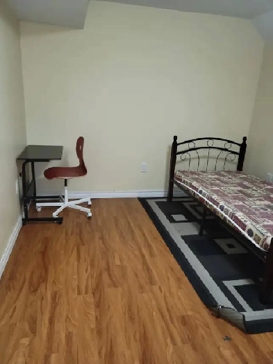 1 room available starting JULY at SASSAFRAS STREET Image# 1