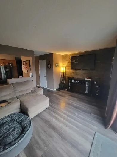 4 bedroom townhome Image# 1