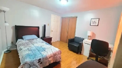 One Private Bedroom for Rent - Markham Image# 4