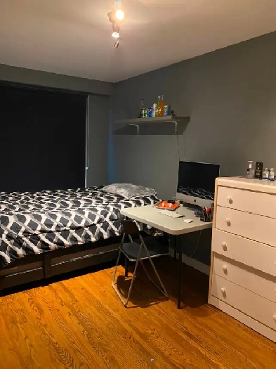 ROOM FOR RENT SOUTH ETOBICOKE JUNE 1ST Image# 1