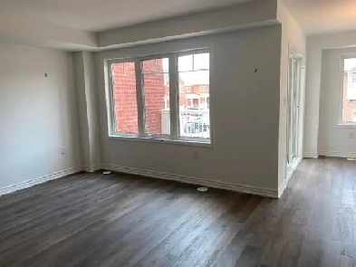 Milton Townhouse for Rent 2 bedroom&2.5 washroom $2900/monthly Image# 1