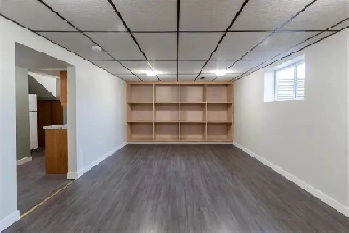 Lower level for rent in Rundle NE Image# 4