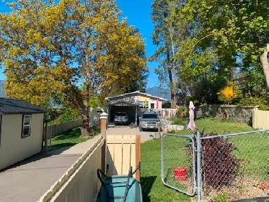 Creston B.C. Valley View Home for Sale Image# 4