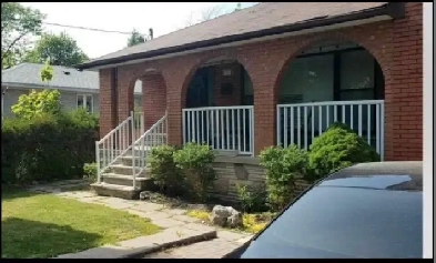 Private room for rent immediately Image# 3