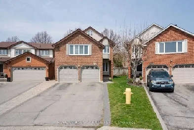 ✨BEAUTIFULLY UPDATED 3 1 BDRM DETACHED HOME WITH FIN BSMT! Image# 11