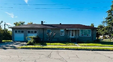 Kennedy/Ellesmere - 3B Main Floor for Rent Image# 1