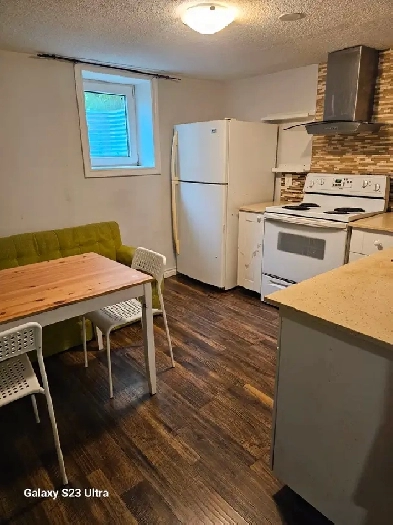 RENT: 3 Bedroom 1 Bathroom BASEMENT - St.Catharins $600 Image# 1