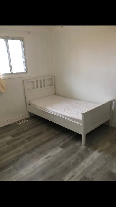 Room for Rent 680/Month Parking available Image# 5