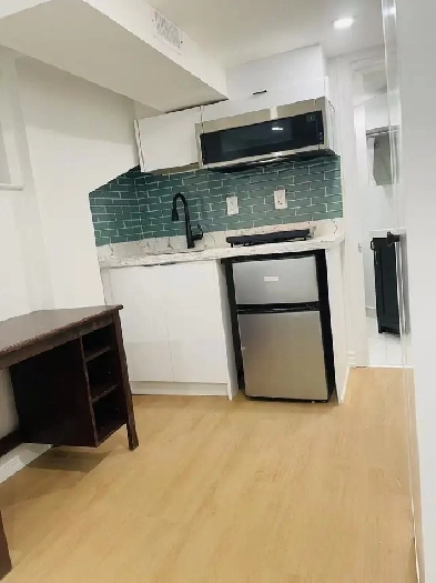 Heart Downtown College&Ossington 1 studio unit available June 1 Image# 1