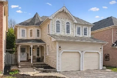 ⚡BLEND OF STYLE 4 2 BDRM HOME READY TO MOVE IN AND ENJOY! Image# 10