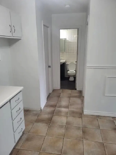 Grand 3.5 à louer à Shawinigan Image# 1