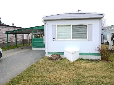 #7 - 1600 43rd Ave, Vernon - 2 beds, 1 bath, Mobile in 55  Park Image# 5