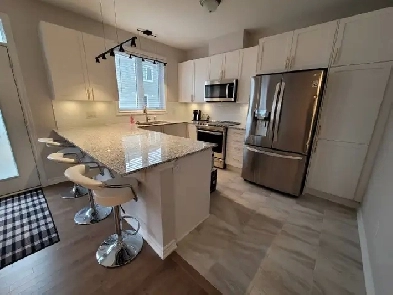 3 Bedroom Townhouse for rent (Orleans, ON.) Image# 1
