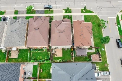 House for rent in Mississauga Image# 2
