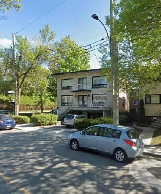 Très grand 3 1/2 Ahuntsic demi-sous-sol, libre immédiatement Image# 3